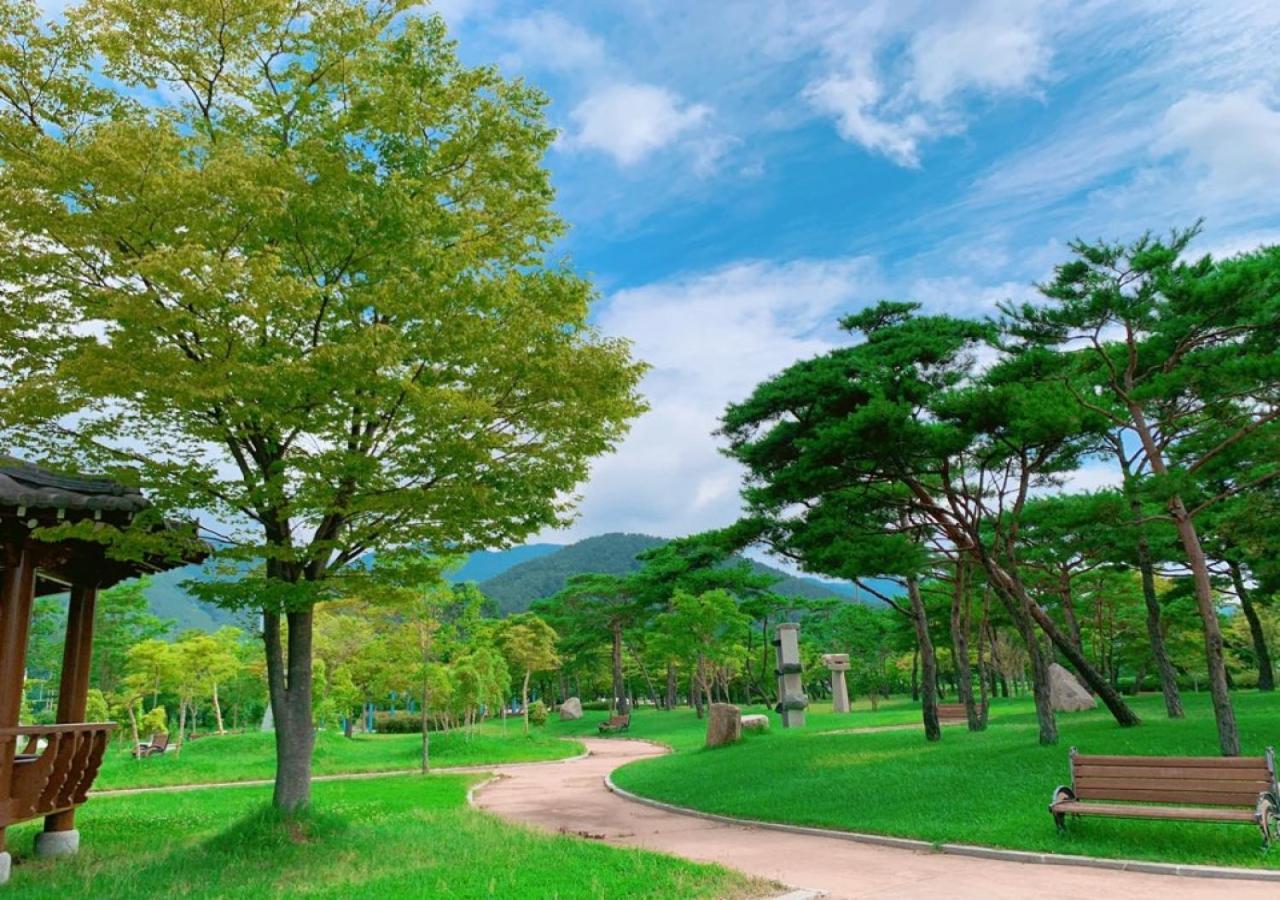 Namhae Sports Park Hotel Экстерьер фото